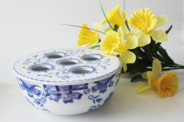 catalog photo of vintage reproduction antique Delft blue & white crocus paperwhites bulb forcing planter bowl