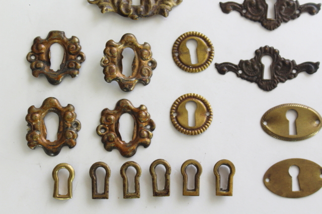 photo of vintage reproduction antique hardware, lot ornate brass key kole escutcheons, keykoles  #4