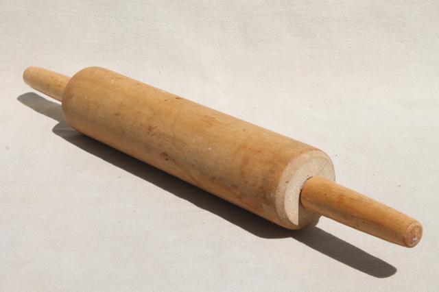 photo of vintage rolling pins, old wood rolling pin collection, primitive kitchenware #7