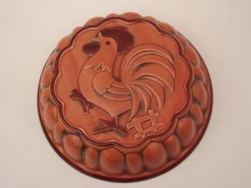 catalog photo of vintage rooster mold, retro kitchen ceramic mold rooster wall hanging