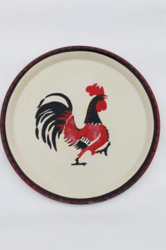 catalog photo of vintage round metal serving tray w/ painted rooster, 40s 50s social supper tray