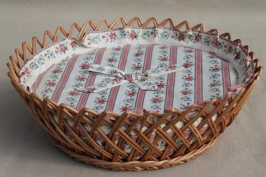 photo of vintage round wicker sewing basket lined in floral cotton chintz fabric #1