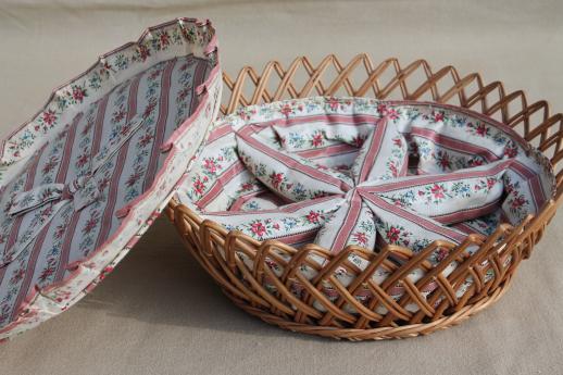 photo of vintage round wicker sewing basket lined in floral cotton chintz fabric #2