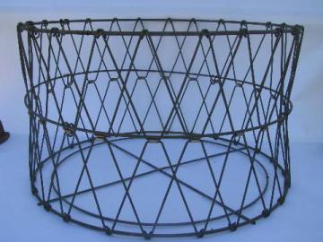 catalog photo of vintage round wire laundry basket, collapsible folding store display bin