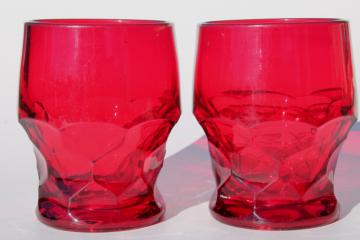 catalog photo of vintage ruby red Georgian pattern glass tumblers drinking glasses