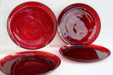 catalog photo of vintage ruby red glass dinner plates set of four, Christmas holiday dinnerware