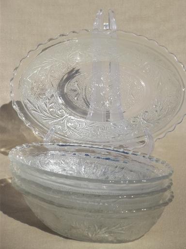 photo of vintage sandwich glass oval bowls, Anchor Hocking sandwich pattern glass #5