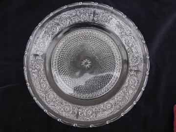 catalog photo of vintage sandwich pattern pressed glass cake plate