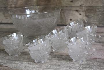 catalog photo of vintage sandwich pattern pressed glass punch set, crystal clear daisy bowl & cups