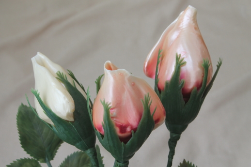 photo of vintage seashell roses, long stemmed rosebuds made of painted shells  #3