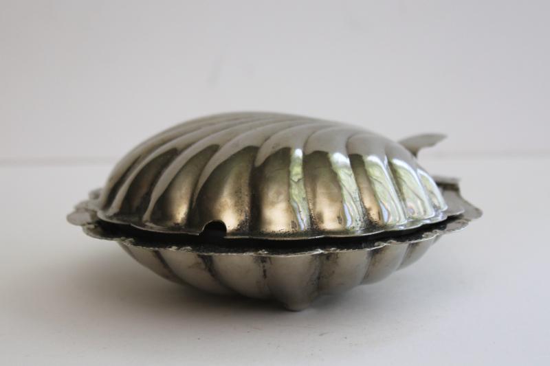 photo of vintage seashell shape covered butter dish, silver plate w/ glass liner scallop shell #2