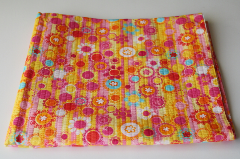 photo of vintage seersucker fabric, crinkle texture cotton w/ bright retro flower print #1