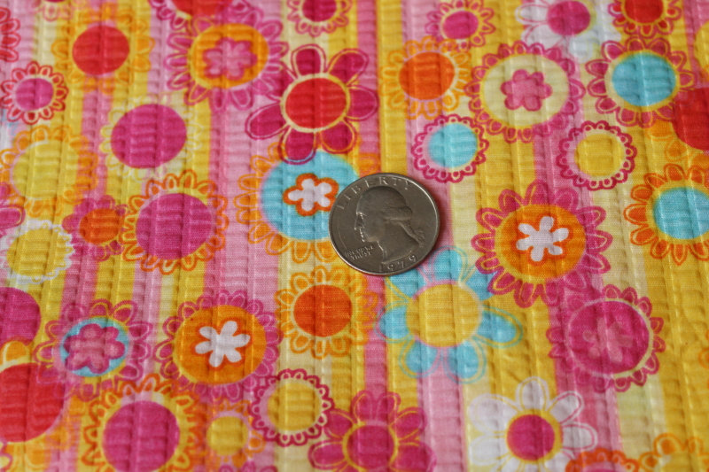 photo of vintage seersucker fabric, crinkle texture cotton w/ bright retro flower print #3