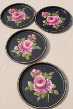 catalog photo of vintage set small round metal trays, hand painted tole ware w/ pink roses on black