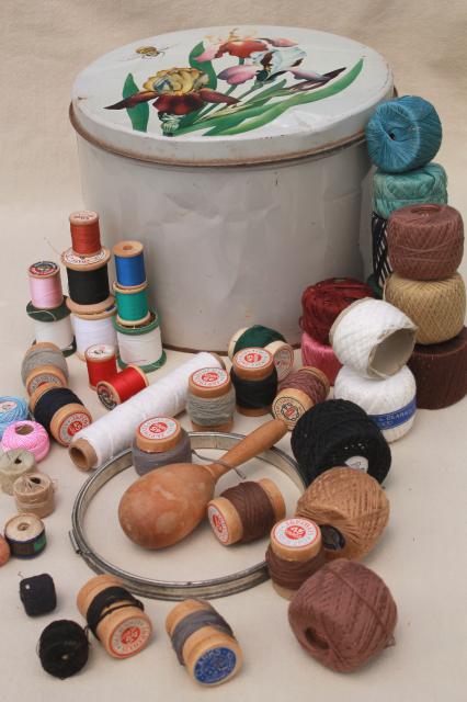 photo of vintage sewing box, big old flowered tin of darning mending cotton thread & sock darner #1