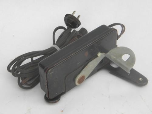 photo of vintage sewing machine variable speed control foot pedal #1