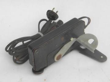 catalog photo of vintage sewing machine variable speed control foot pedal