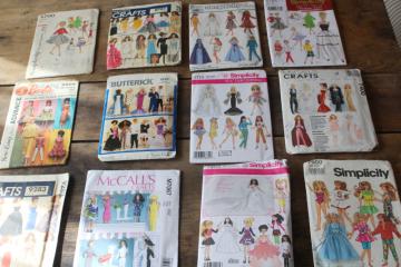 catalog photo of vintage sewing patterns lot, 60s 70s 80s 90s fashion doll clothes for Barbie, Skipper