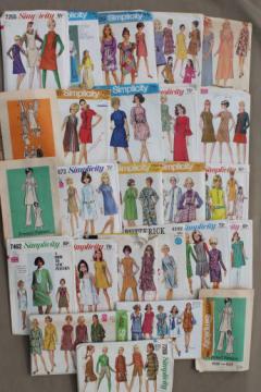 catalog photo of vintage sewing patterns lot, 60s 70s mod dresses & mini skirt dresses, pants