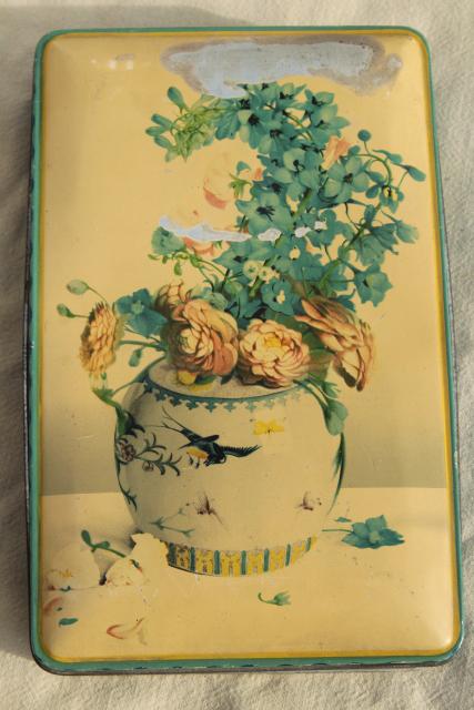 photo of vintage sewing thread on wood spool reels, pure silk & Sylko type mercerized cotton #11