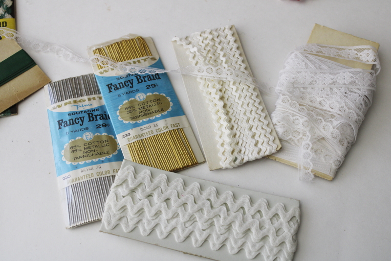 photo of vintage sewing trim lot, Christmas trims, red & green seam binding, metallic rickrack, pink popcorn fringe  #9