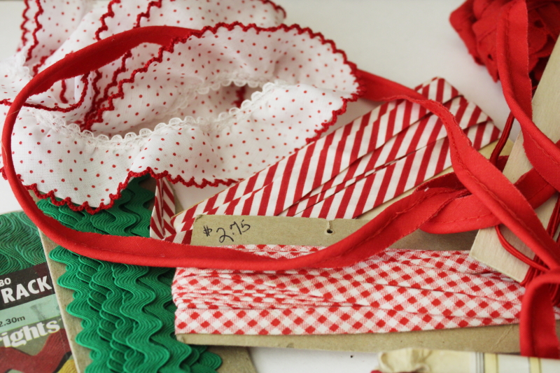 photo of vintage sewing trim lot, Christmas trims, red & green seam binding, metallic rickrack, pink popcorn fringe  #10