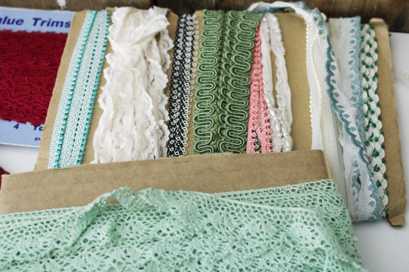 photo of vintage sewing trim lot, girly cottagecore coquette lace edgings, trims, fancy seam binding etc  #9