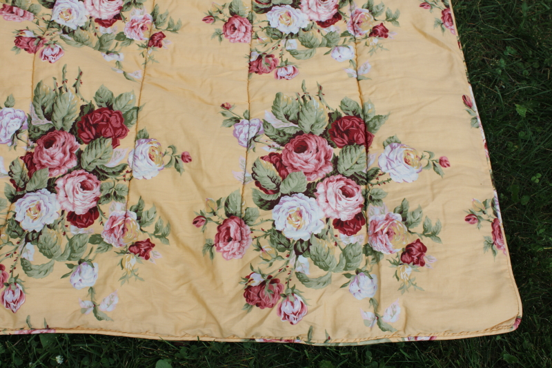 photo of vintage shabby chic style comforter, soft cotton fabric w/ roses floral print on yellow #2