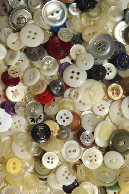 photo of vintage shirt buttons, old Ball mason jar full of saved buttons, estate collection #7