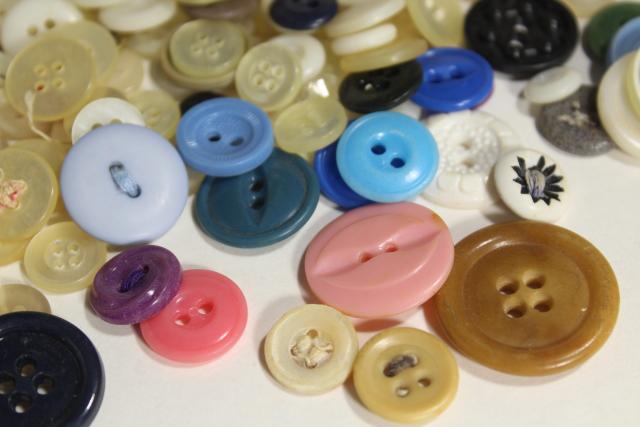 photo of vintage shirt buttons, old Ball mason jar full of saved buttons, estate collection #10