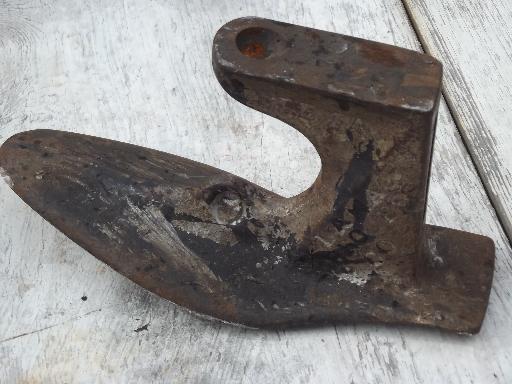 photo of vintage shoe lasts, foot shape cobbler forms, pair old cast iron feet #7