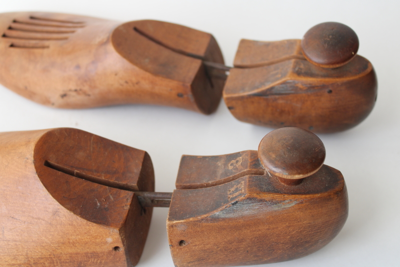 photo of vintage shoe stretchers w/ wooden knob handles, carved wood foot shape shoe trees  #6