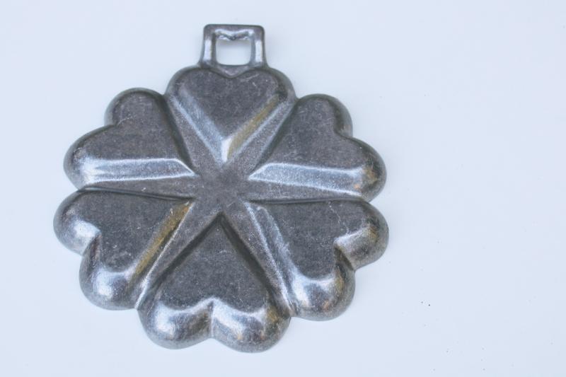 photo of vintage shortbread cookie mold, ring of hearts pan, wall hanging for country kitchen #3