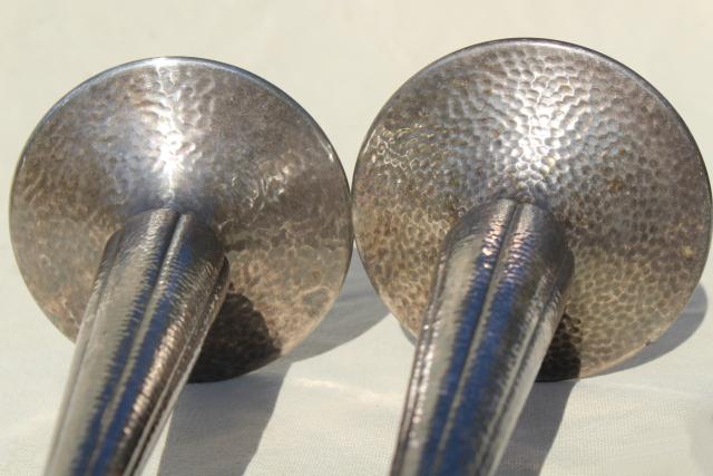 photo of vintage silver candlesticks w/ hammered finish, tarnished antique silver plate #5