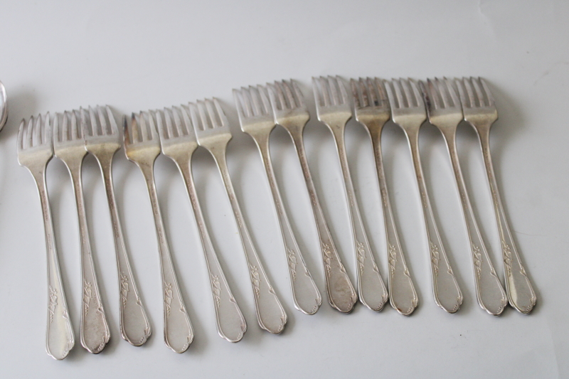 photo of vintage silver plate grille forks iced tea spoons Meadowbrook Heather, art deco flatware #4