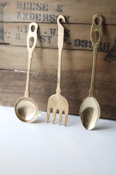 catalog photo of vintage solid brass kitchen utensils, large spoon, fork, ladle w/ hanging hooks for wall rack or pot hanger 