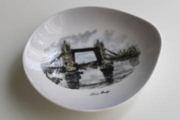 catalog photo of vintage souvenir of London, Queensberry English bone china trinket dish Tower Bridge 