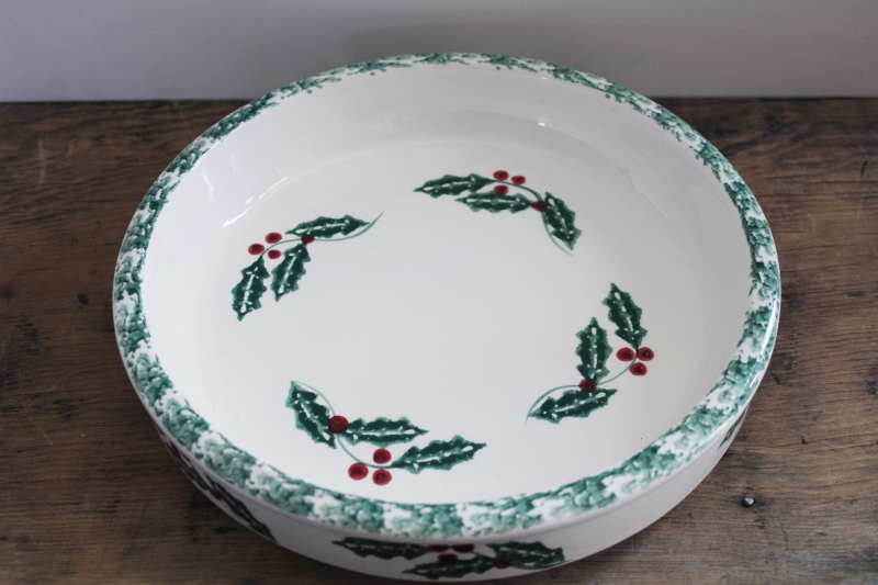 photo of vintage spongeware stoneware Christmas holly casserole dish, Crock Shop California studio pottery #2
