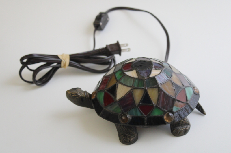 photo of vintage stained glass turtle lamp, bronze look cast metal w/ Tiffany style leaded glass shade #4