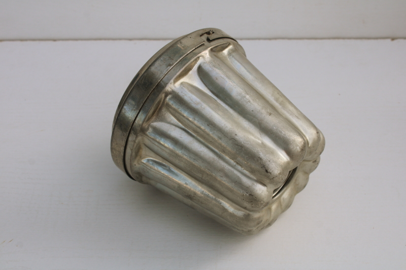 photo of vintage steamed pudding mold, tall fluted mold w/ cover for Christmas plum pudding  #1