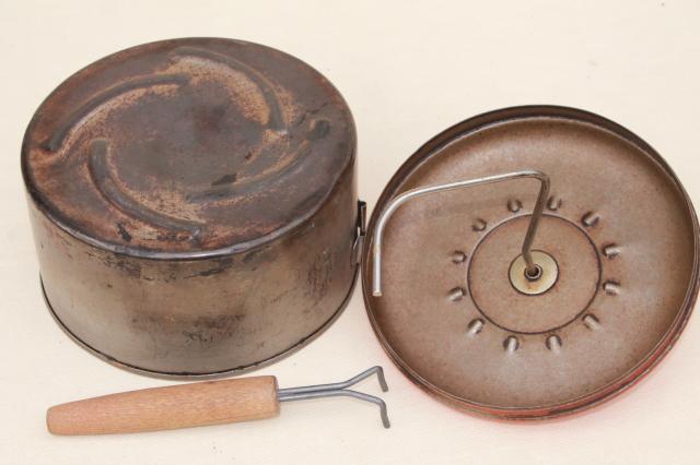 photo of vintage stovetop corn popper hand crank popcorn maker for wood stove or camping  #6