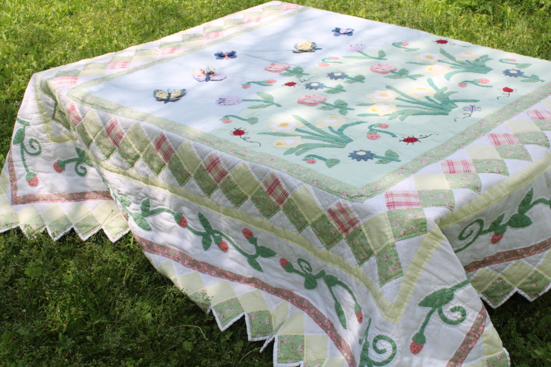 photo of vintage strawberry garden cotton applique quilt queen size w/ pillow shams, country cottage style  #6