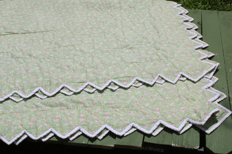 photo of vintage strawberry garden cotton applique quilt queen size w/ pillow shams, country cottage style  #8