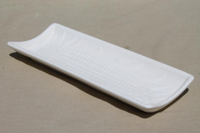 photo of vintage sweet corn plates set, glossy white earthenware ceramic trays for corn on the cob #7