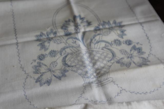 photo of vintage table linens for embroidery, cotton fabric runners stamped to embroider #7