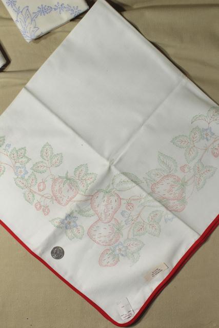 photo of vintage table linens & pillowcases to embroider, stamped for embroidery hand stitching #4