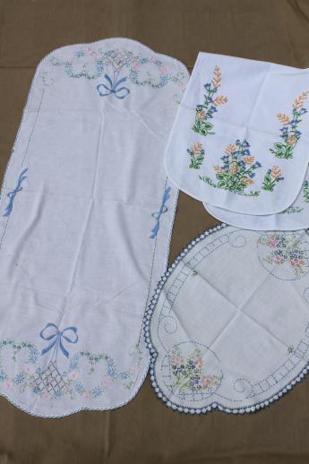 photo of vintage tablecloths & linens lot, printed table cloths, embroidered runners etc. #7