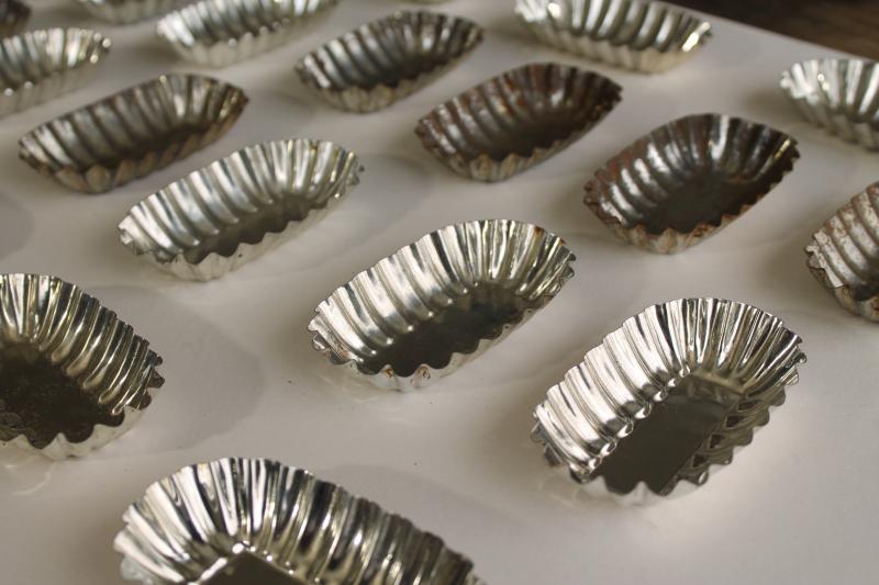 photo of vintage tart pans or cookie molds, fluted metal tins w/ ladyfinger shape #7