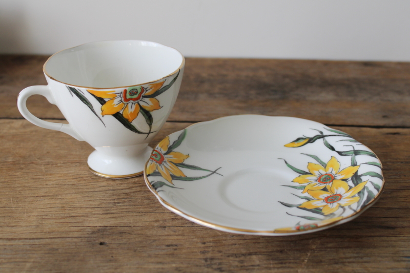 photo of vintage tea cup & saucer set Gladstone English bone china, art deco floral spring daffodils  #2