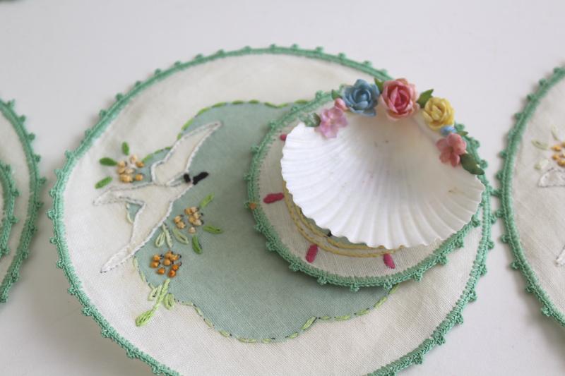 photo of vintage tea table party set, fancy seashell dishes & embroidered rounds coasters napkins #3